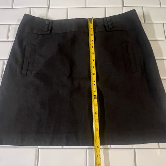 Elegant Black Skirt - Picture 6 of 6